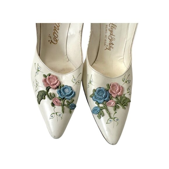Vintage Condotti Floral Appliqué Heels – White Pumps 8.5 M - Picture 10 of 13